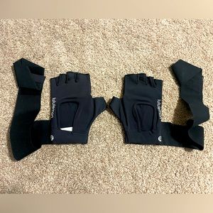 LuLuLemon Black Training Gloves